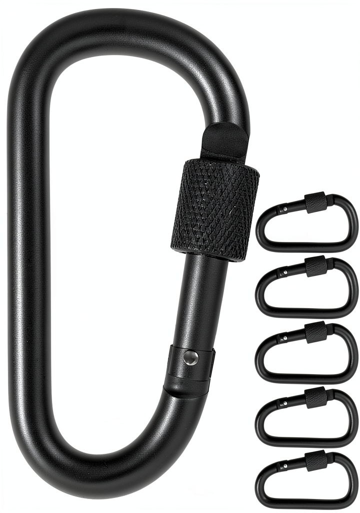 'Lot de mousquetons Outdoor Saxx en aluminium noir posés sur un sac à dos de randonnée'